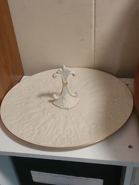 Lenox Cream Porcelain Serving Plate with Gold Crest
